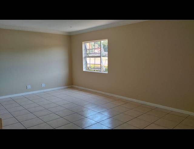 4 BEDROOM DUPLEX FOR SALE IN EQUESTRIA